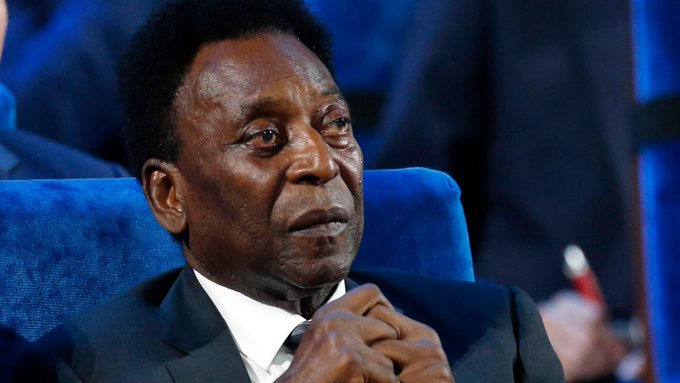 Pele reassures fans of health from the hospital