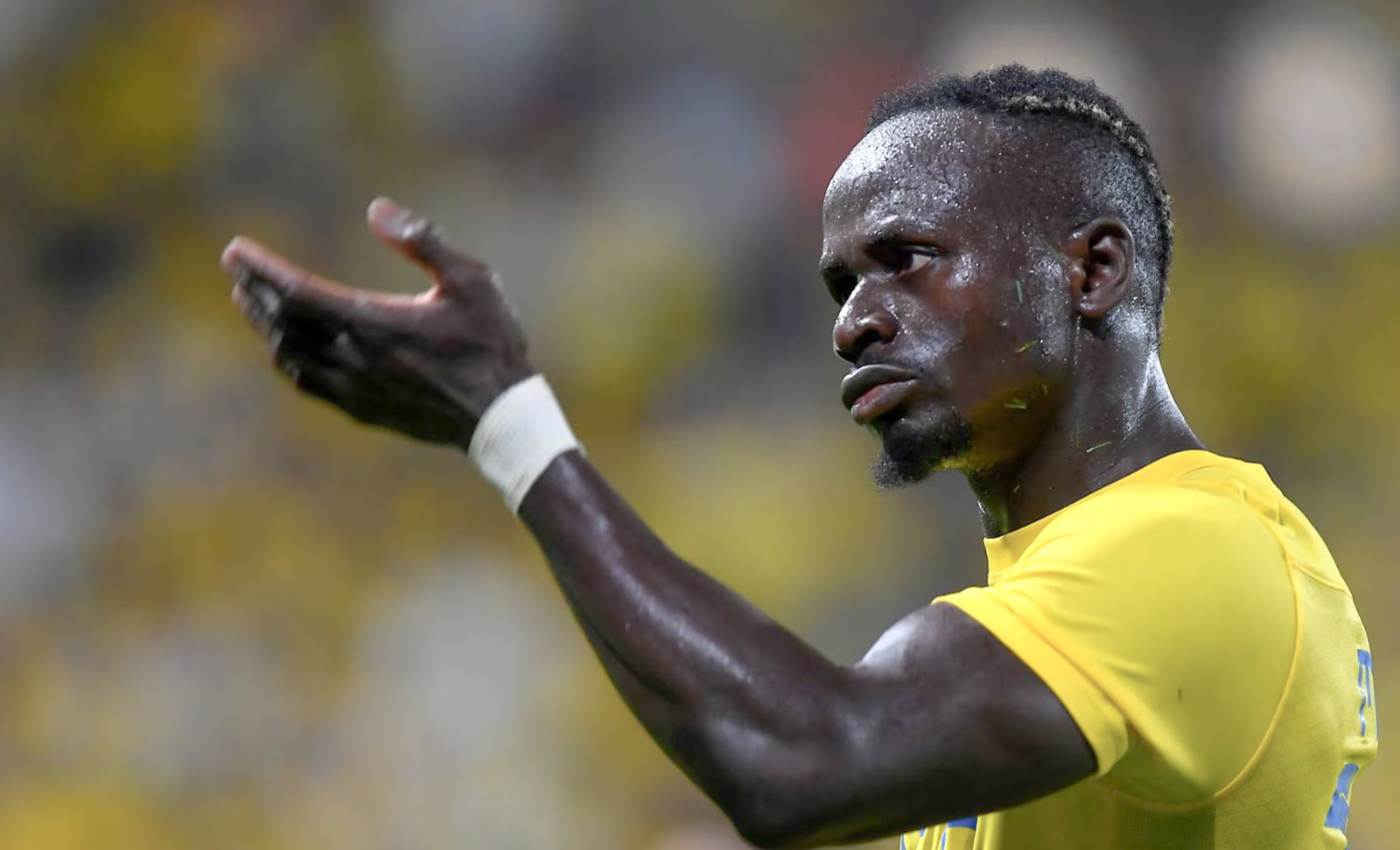 Sadio Mane Is Considering Leaving Al-Nasr!