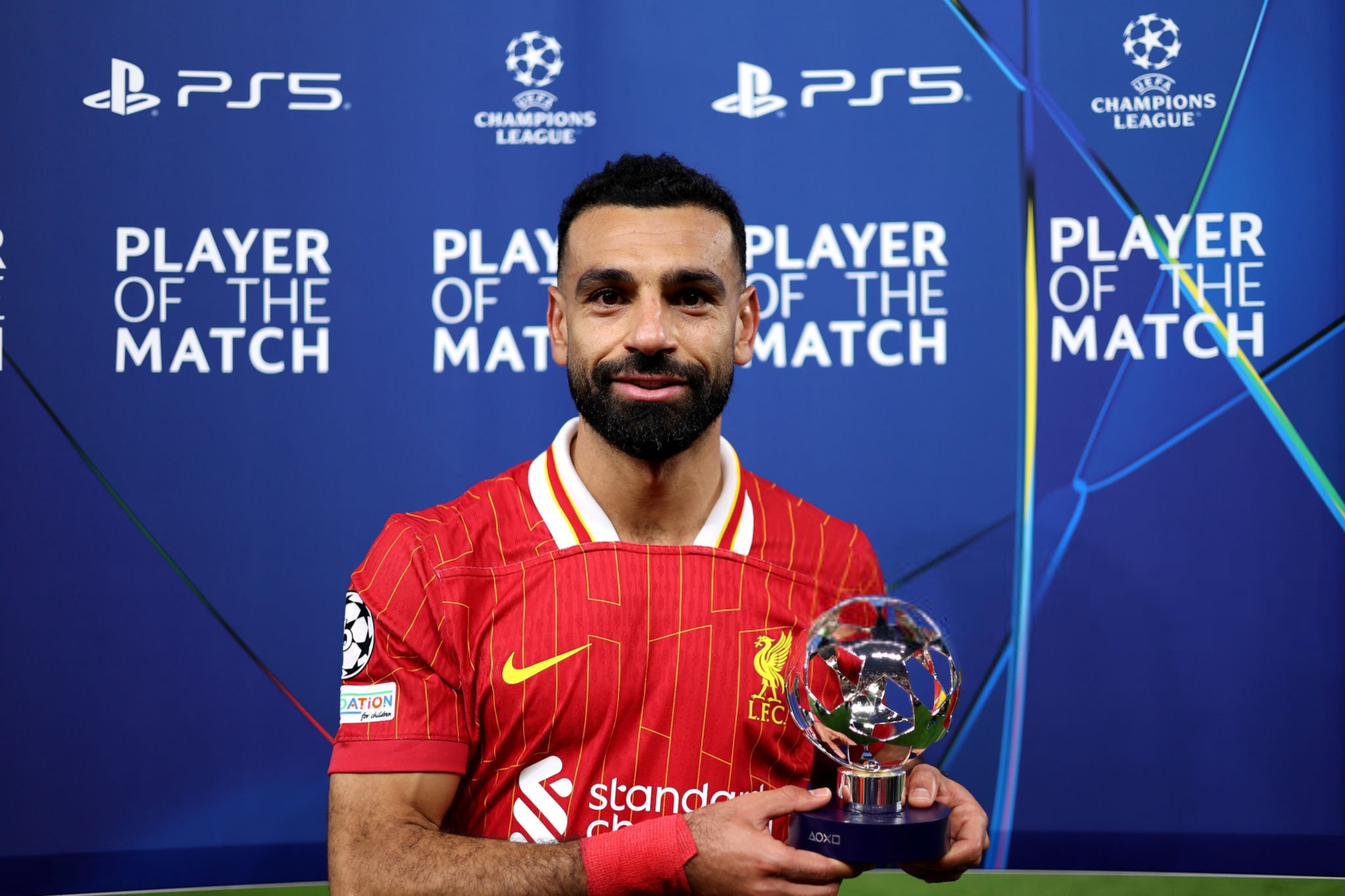 محمد صلاح يصنع التاريخ بأبطال أوروبا