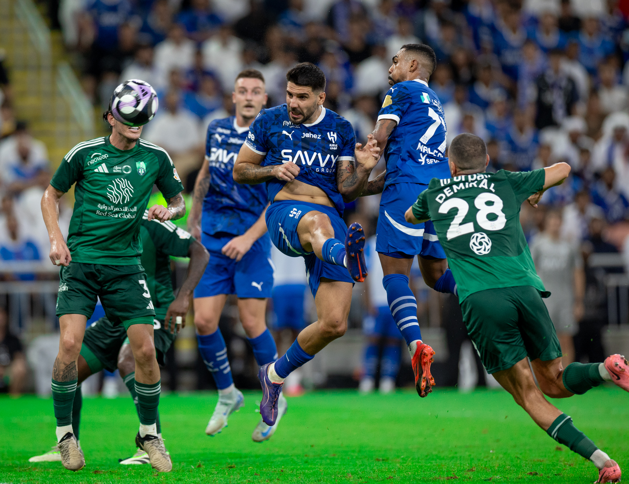 ميتروفيتش يقود الهلال لحسم الكلاسيكو