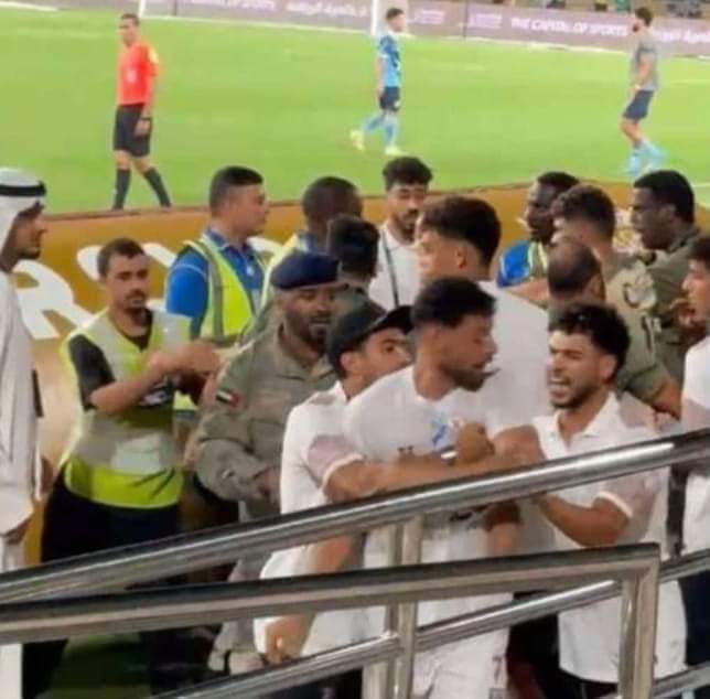 تجديد حبس ثلاثي الزمالك في الإمارات