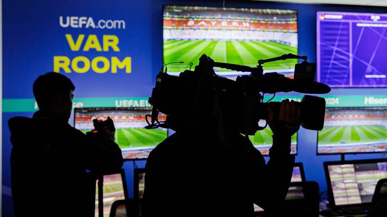 FIFA introduces new VAR support system