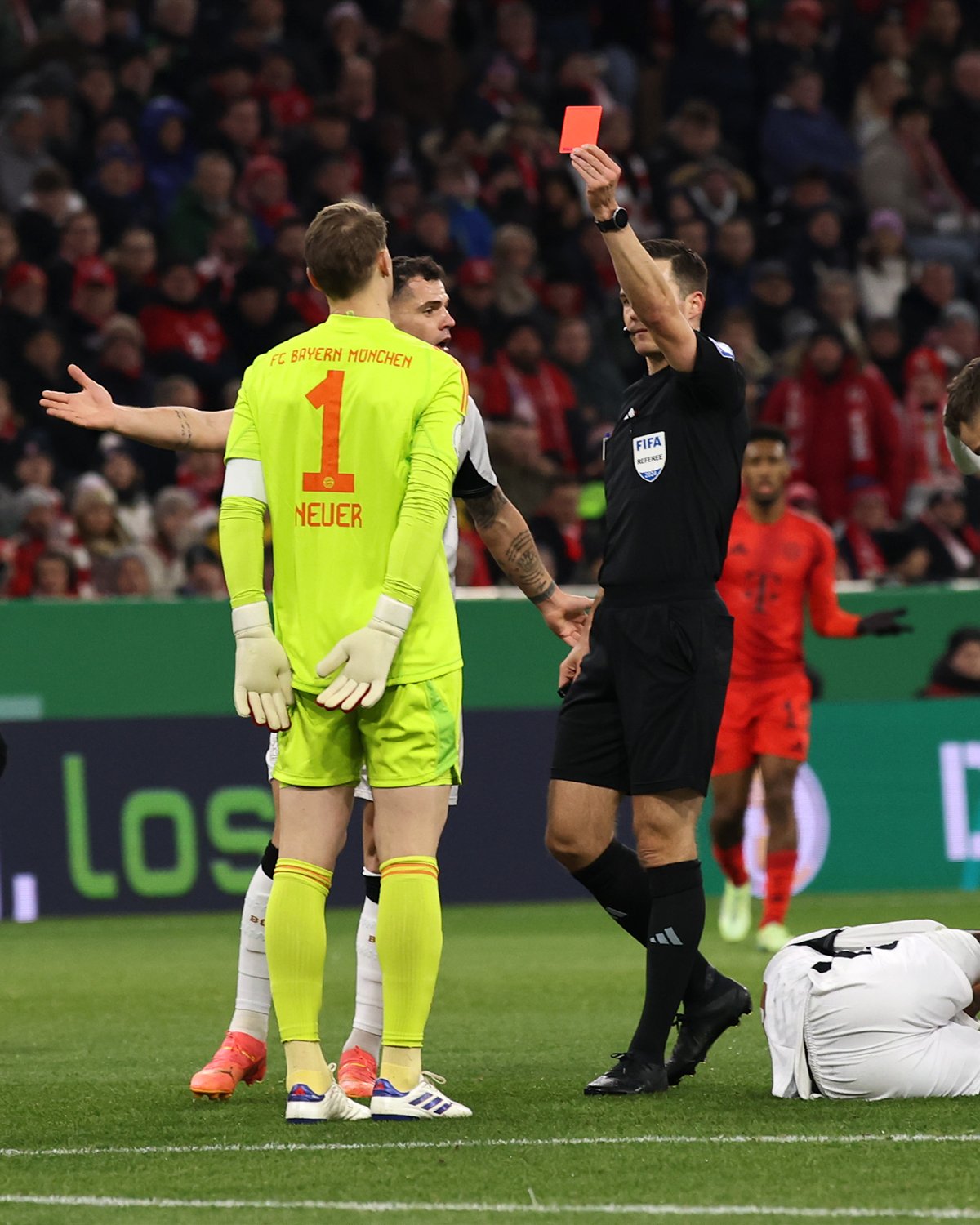 Neuer gets sent off for the first time in his career!