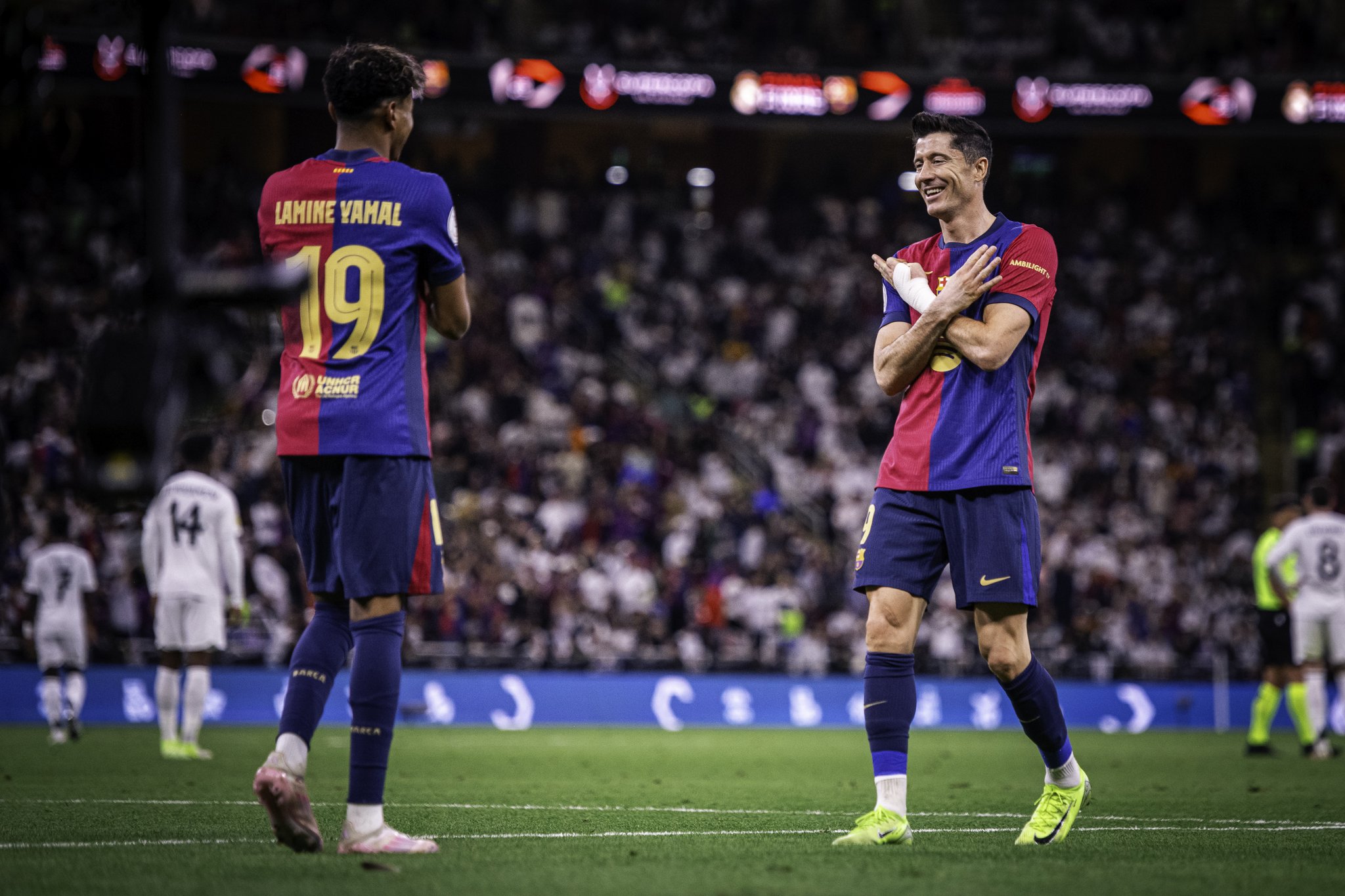 Barcelona crushes Real Madrid with five goals and wins the Super Cup