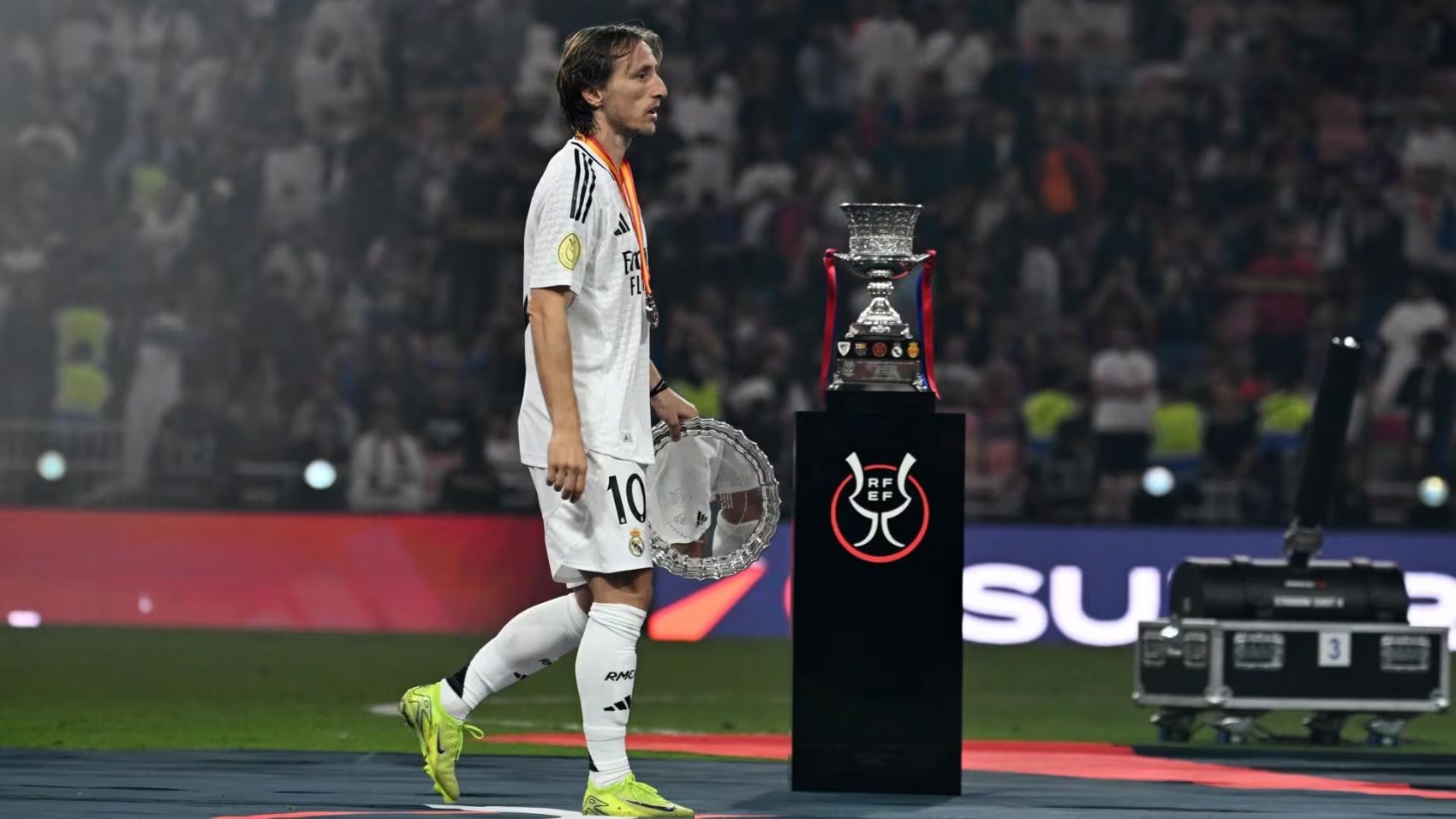 Modric: Barcelona deserved to win the Super Cup