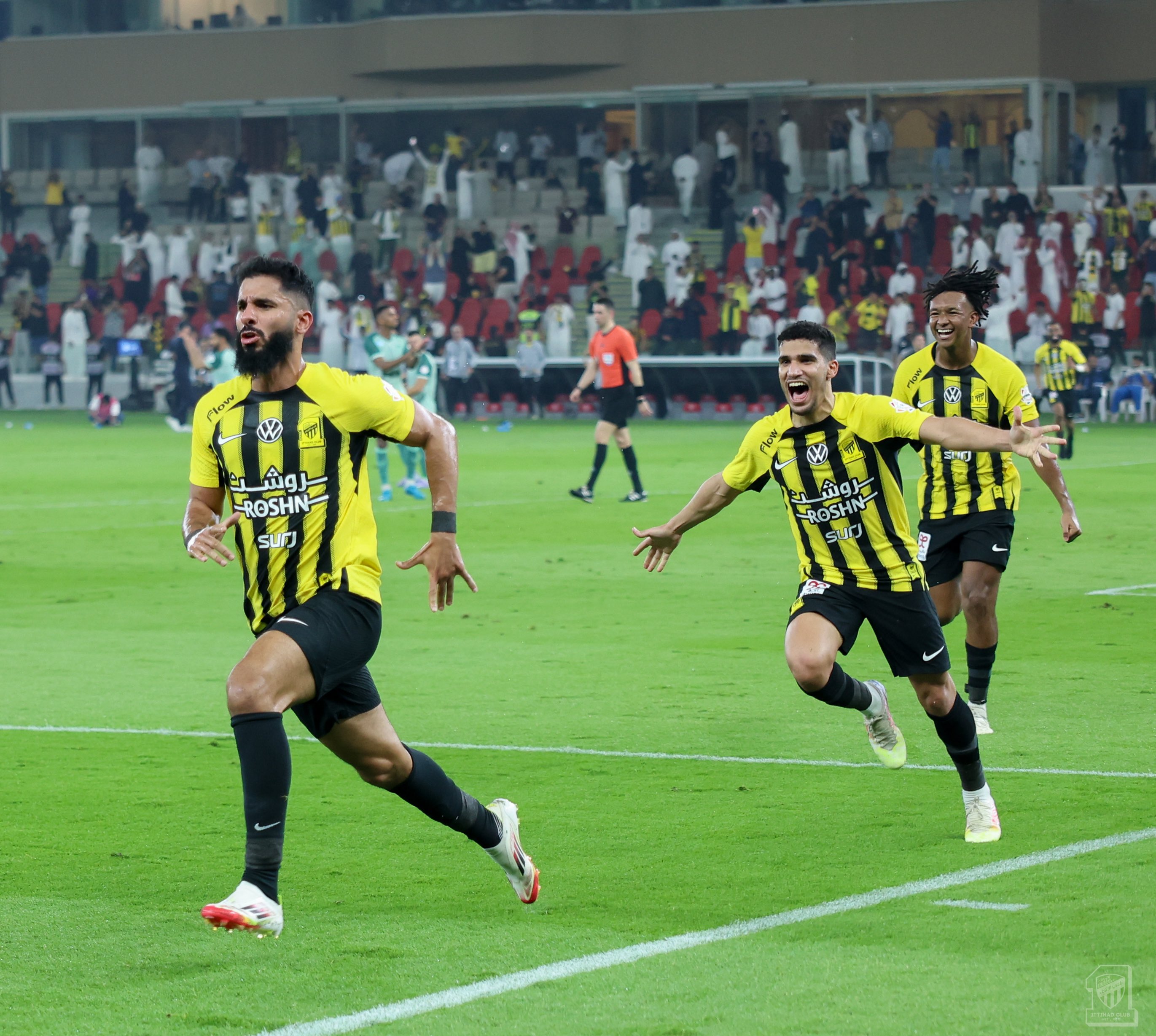 الاتحاد يستعيد انتصاراته في دوري روشن 