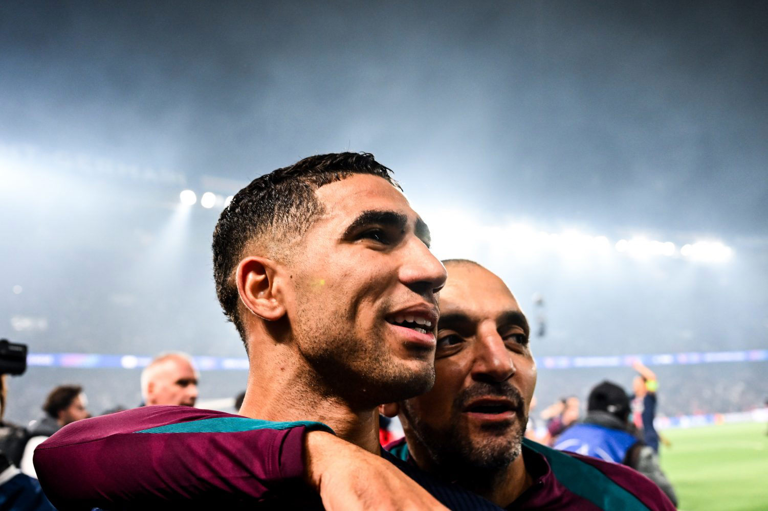 بسبب برشلونة.. حكيمي يغضب ريال مدريد!