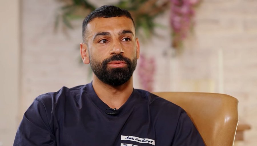 صلاح يهاجم جماهير ليفربول بسبب أرنولد
