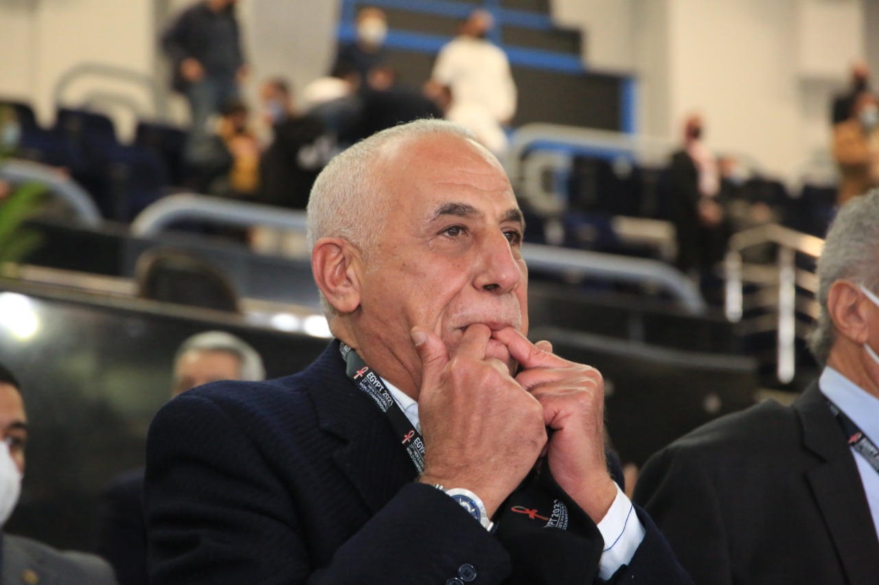 استقالة مرتقبة لحسين لبيب تهز الزمالك!