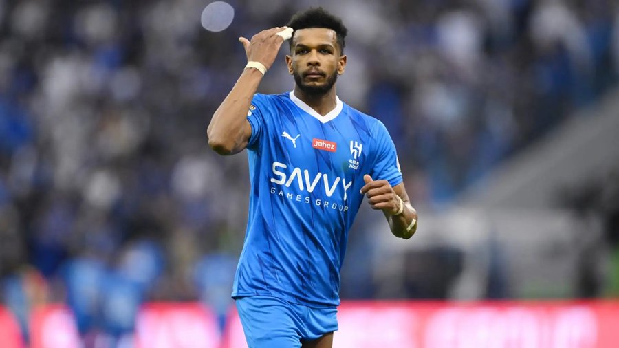 هل تنتهي رحلة علي البليهي مع الهلال؟