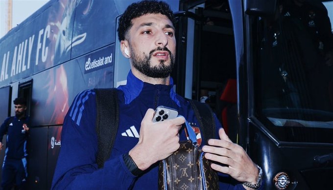 وسام أبو علي مهدد بالرحيل عن الأهلي