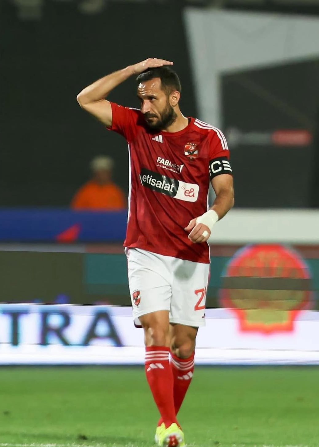 معلول يعلن رحيله عن الأهلي