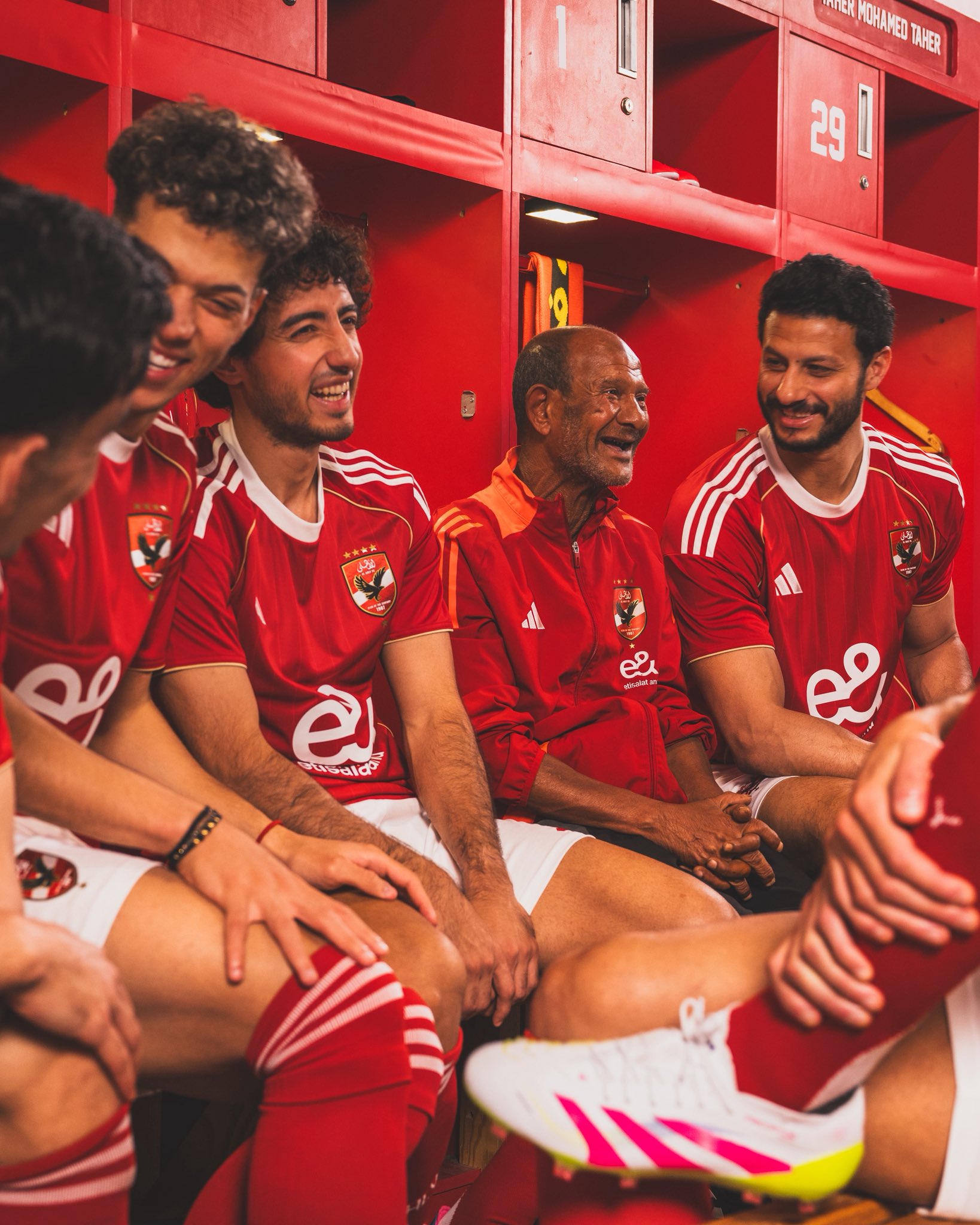الأهلي يكشف طاقم مونديال الأندية