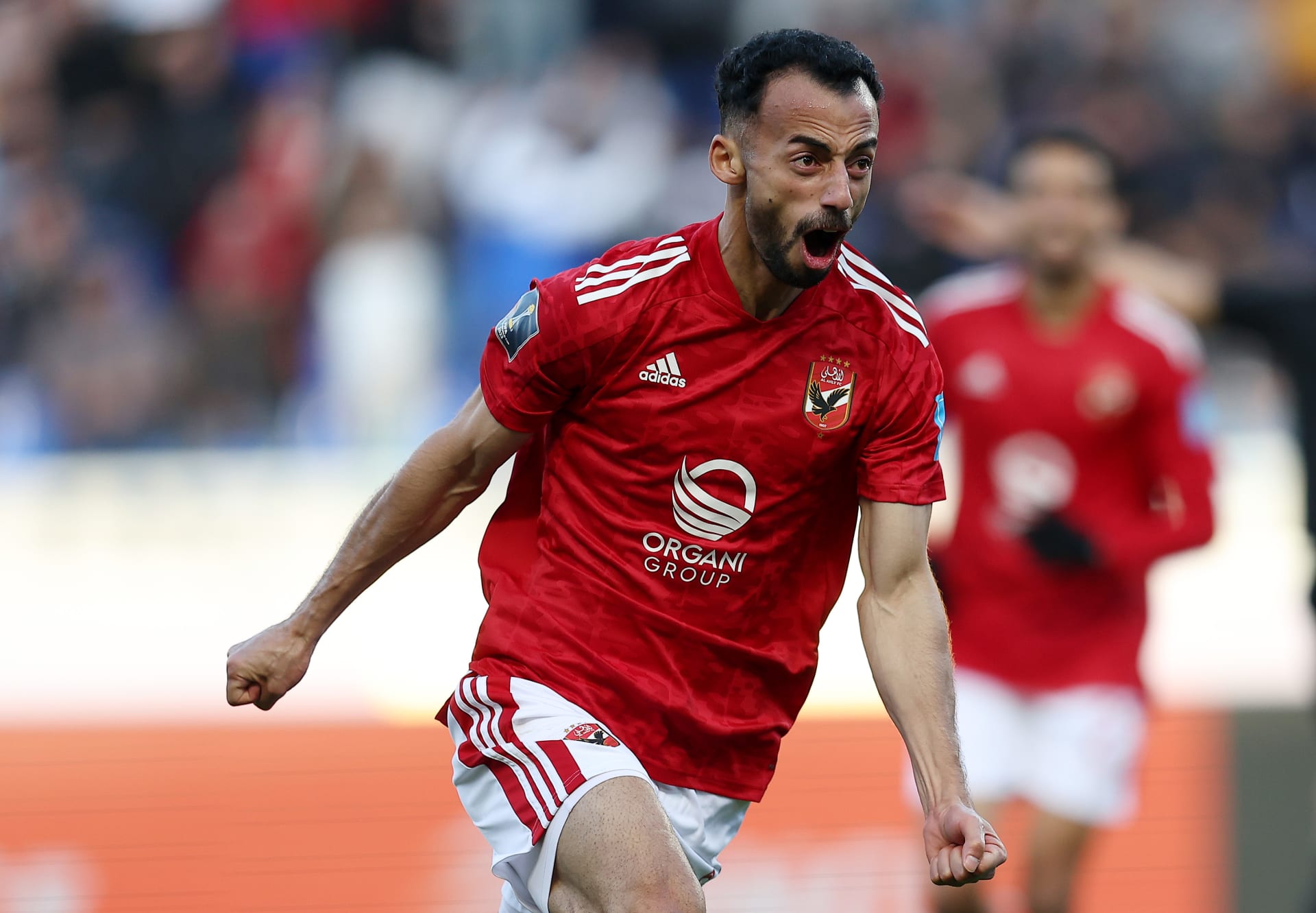 ما هو مصير ثلاثي الأهلي في صفقة سيراميكا؟