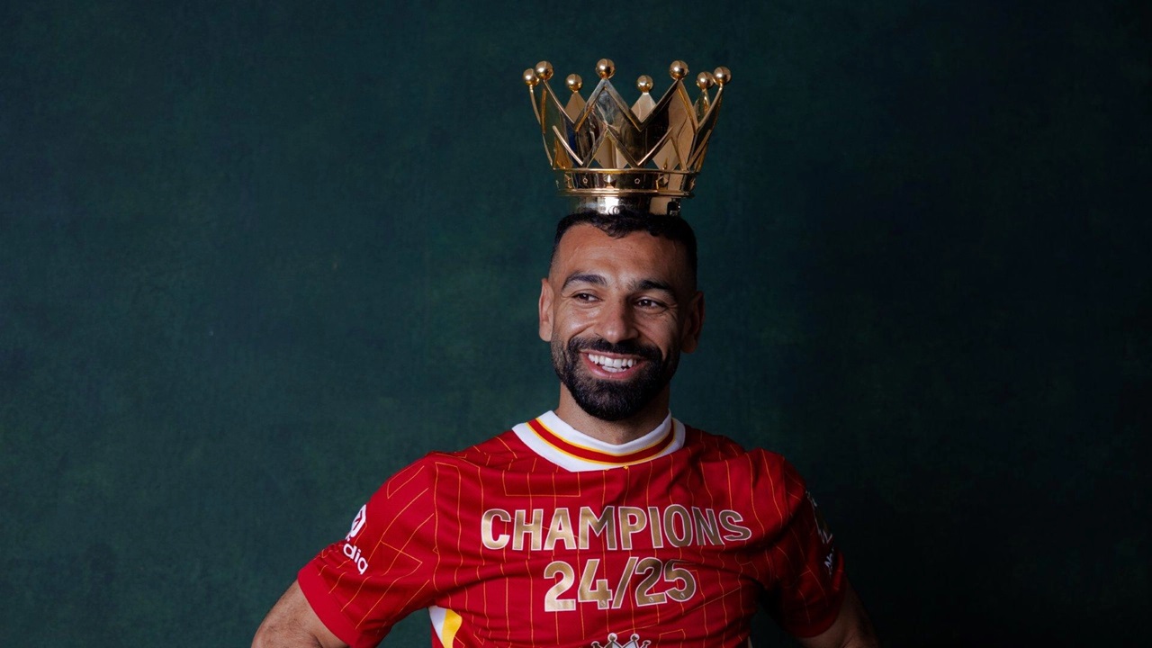 محمد صلاح يدخل سباق الكرة الذهبية 2025