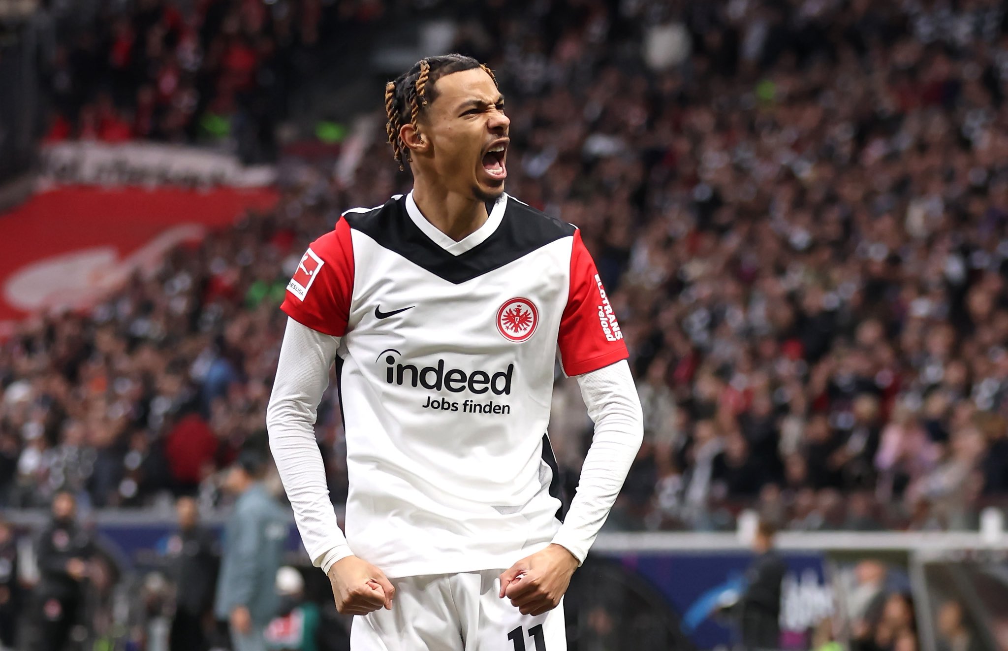 بديل إيزاك يكلف ليفربول 100 مليون يورو!