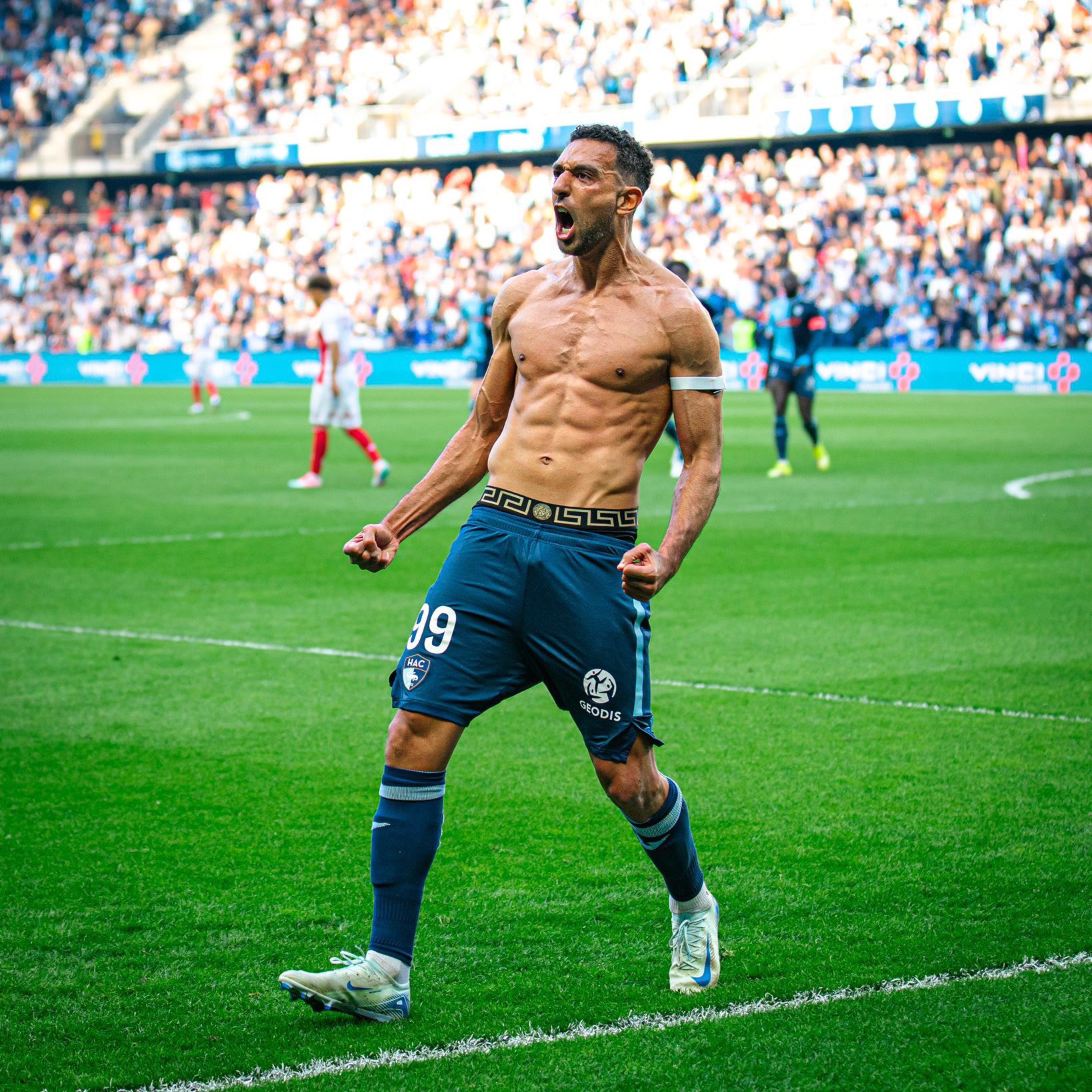 الأهلي يفكر في تعويض وسام بـ كوكا