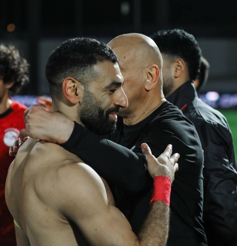 ماحقيقة اعتزال محمد صلاح؟!
