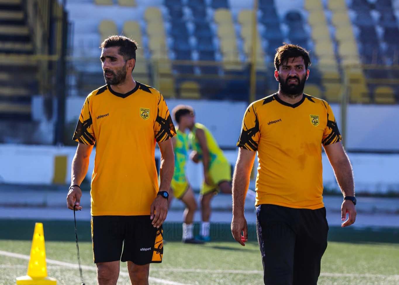 هل تسبب الأهلي في إقالة مساعد مدرب البنزرتي؟