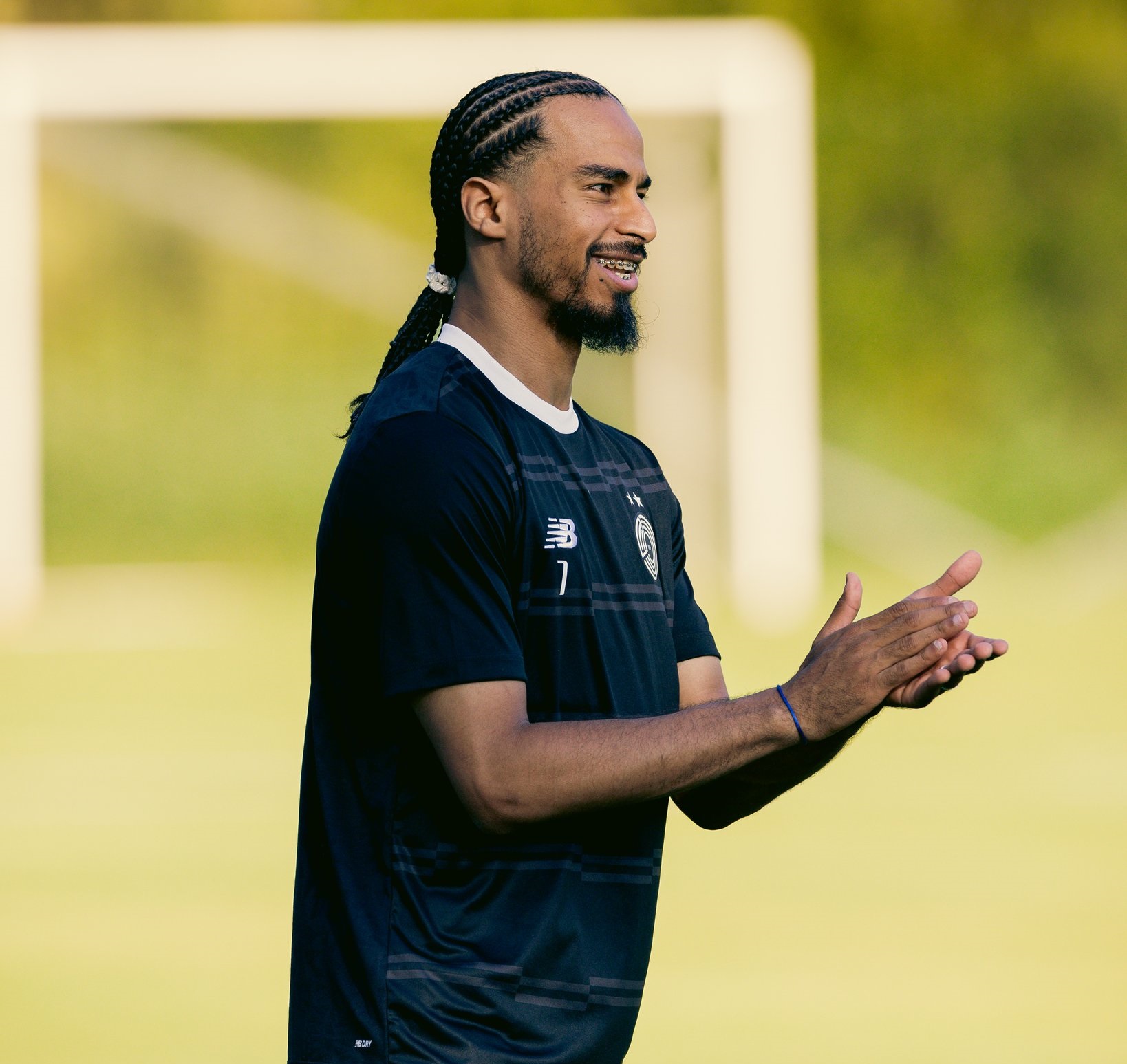 Akram Afif steals the show with his new look at Al Sadd camp