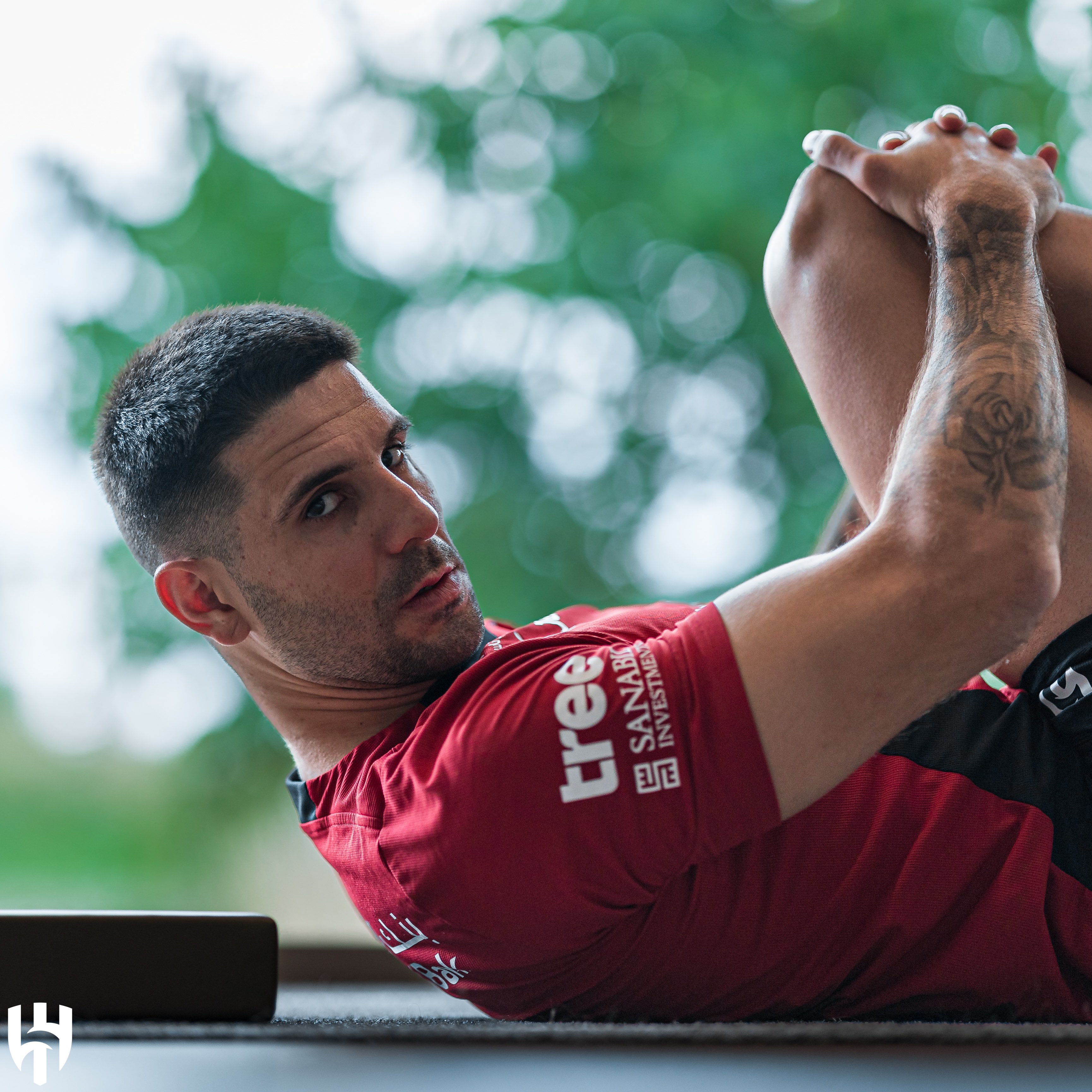 الهلال يستعد للإطاحة بـ5 نجوم