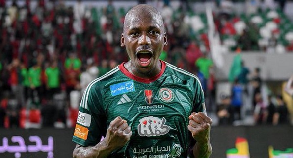 الاتحاد يقترب من ضم مدافع الاتفاق
