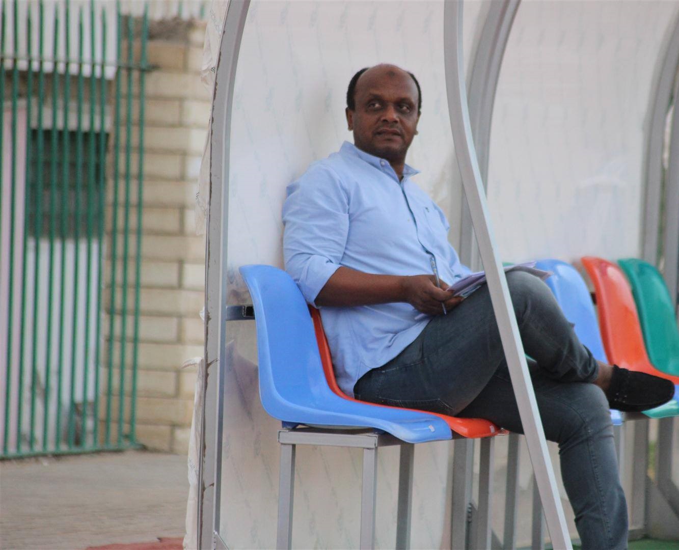 منصب جديد لأسطورة الزمالك في الاتحاد الليبي