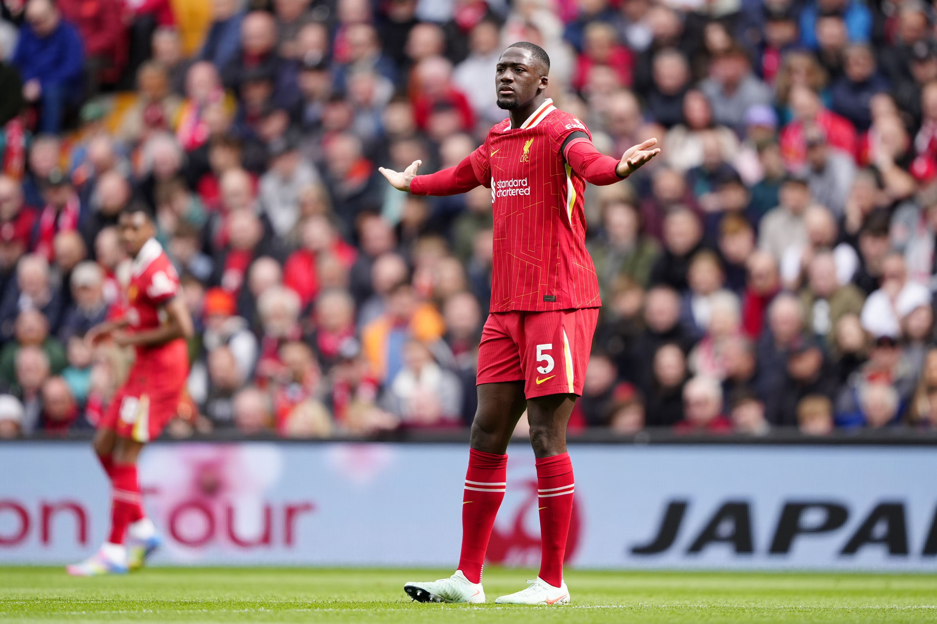 نجم ليفربول يكشف مفاوضات ريال مدريد!