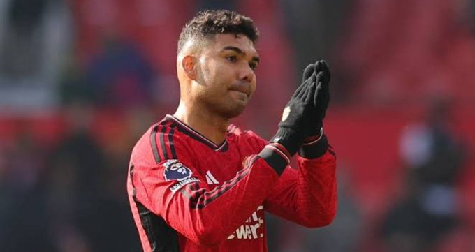 كاسيميرو يقترب من وداع مانشستر يونايتد