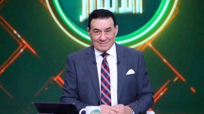 الأهلي يفتح النار على مدحت شلبي