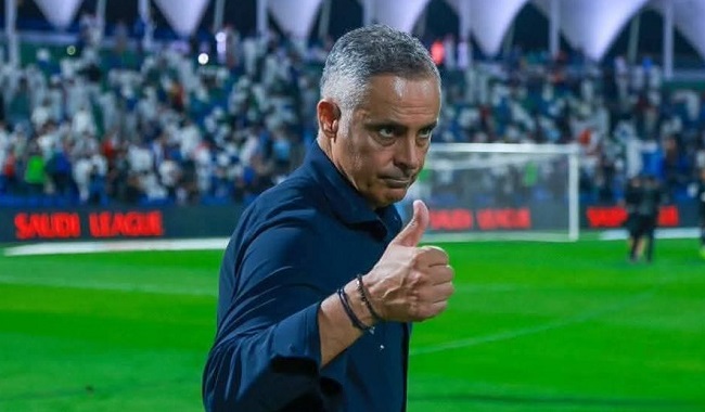 الفتح يرد على شائعات رحيل جوميز إلى الأهلي
