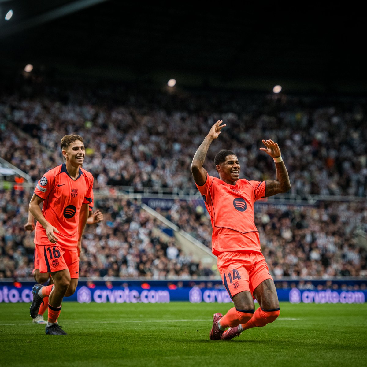 Barcelona makes surprise decision on Rashford's future