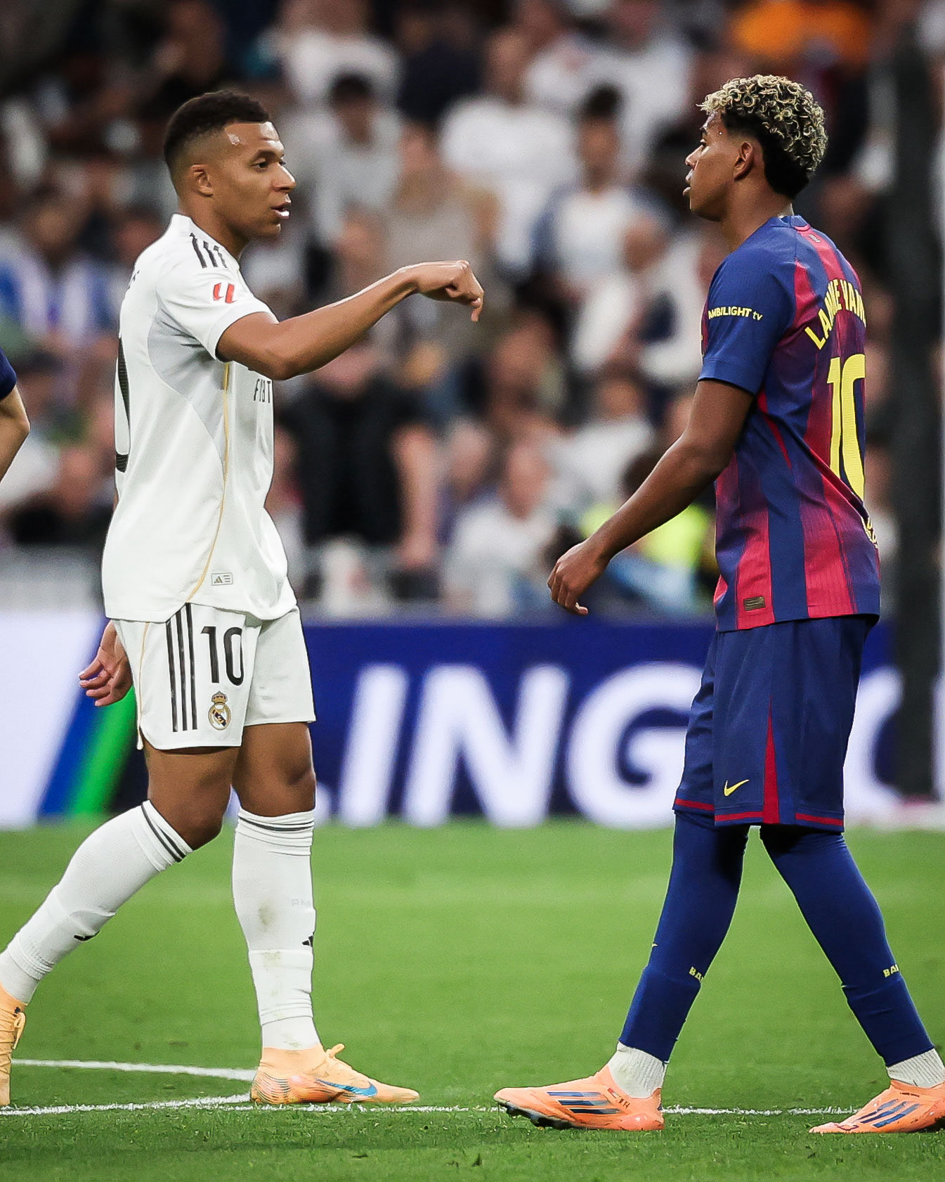 لامين يامال يثير قلق برشلونة بعد الكلاسيكو