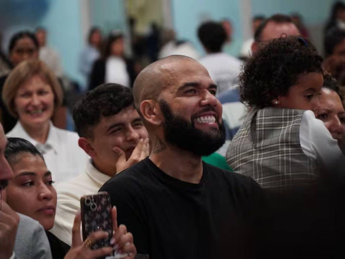 A sudden change in Dani Alves' life... Discover the story!