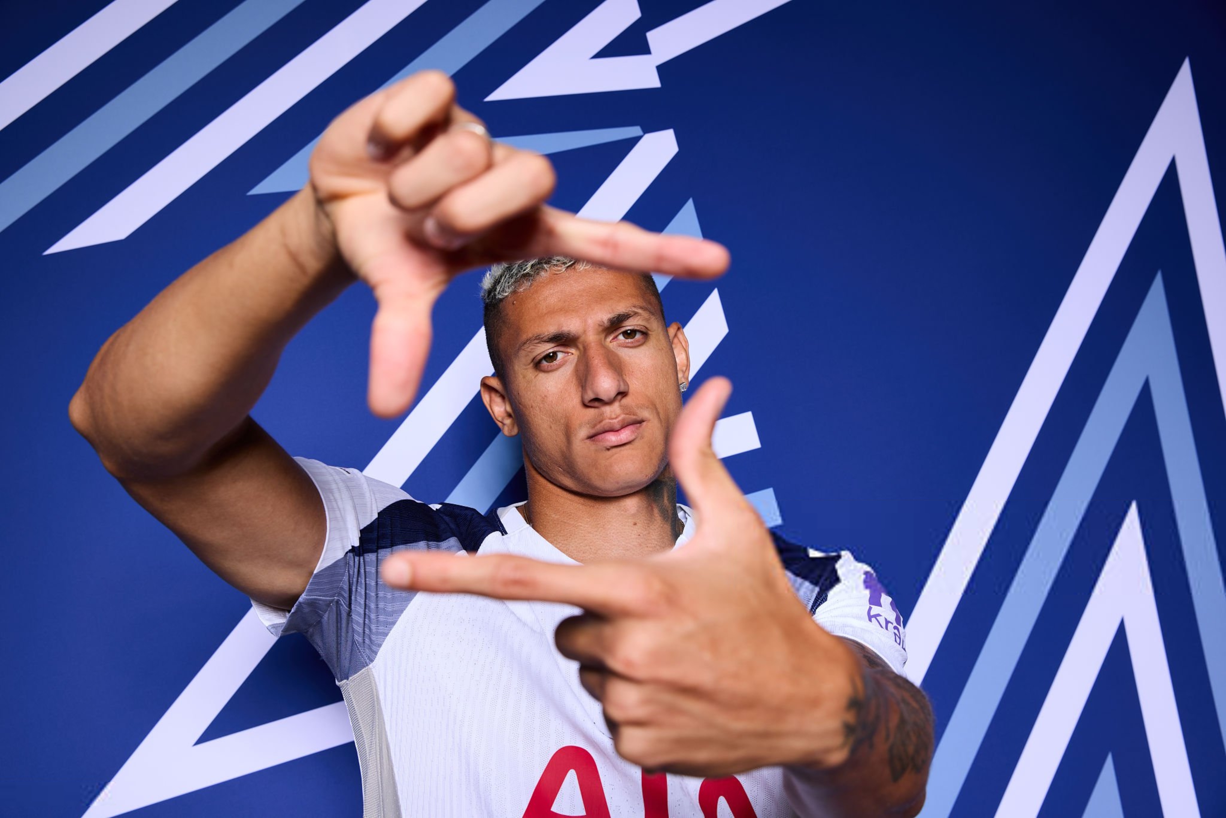 ريتشارليسون يتطلع للرحيل عن توتنهام