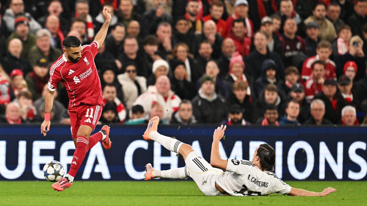 Salah's rating sparks controversy... and Liverpool fans attack him