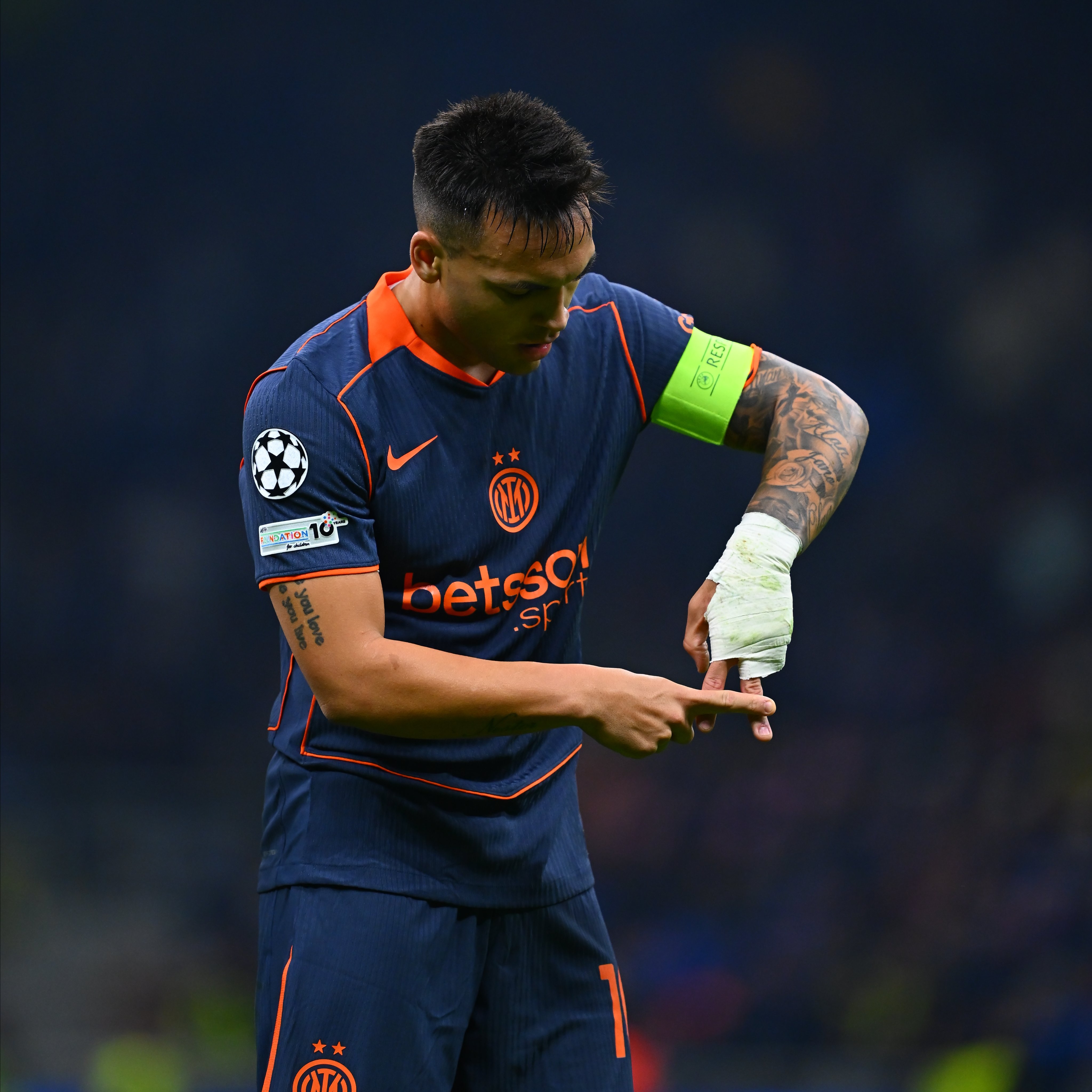 الإنتر يتخطى كايرات بصعوبة في الأبطال