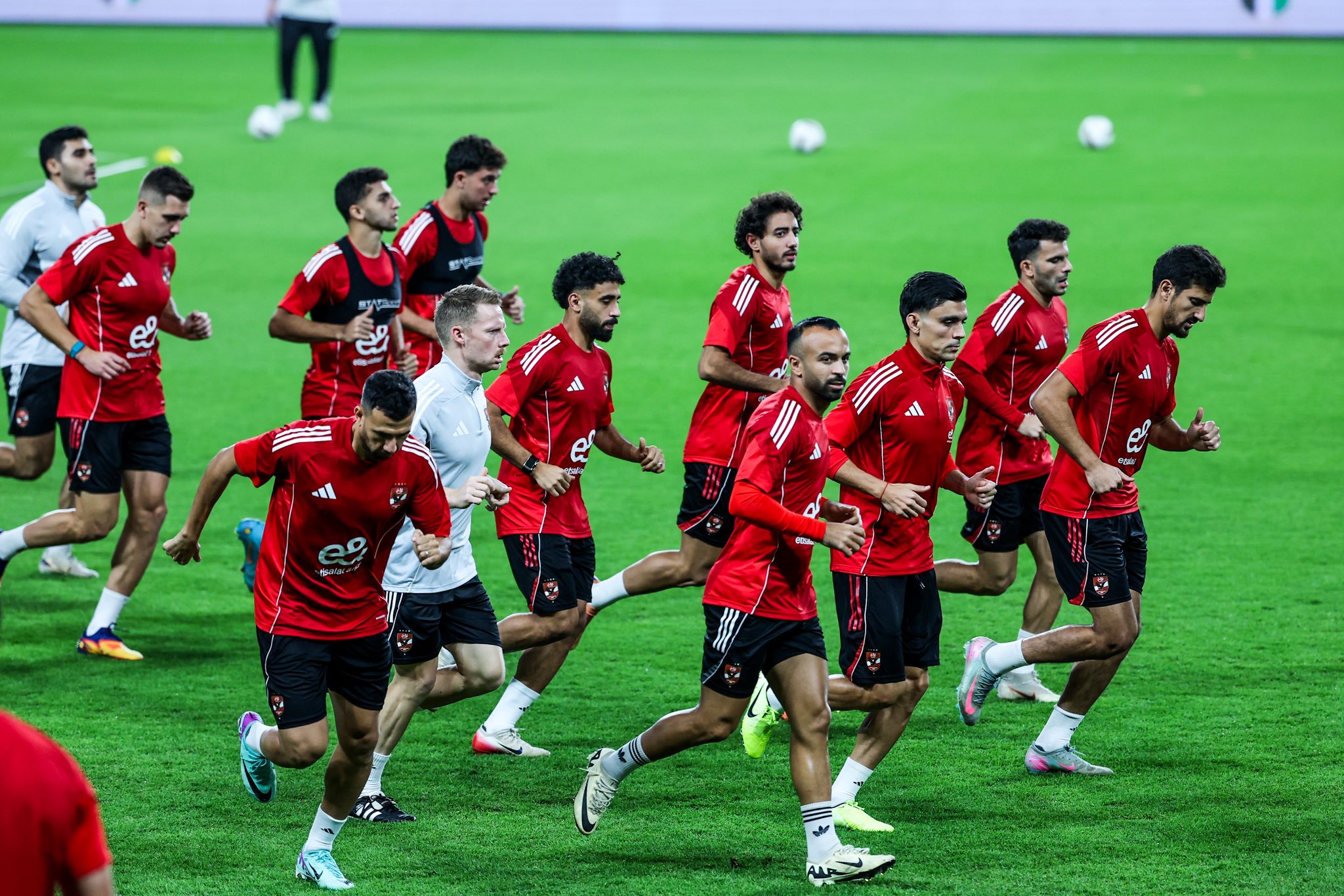 الأهلي يختتم استعداداته لمباراة الزمالك في النهائي