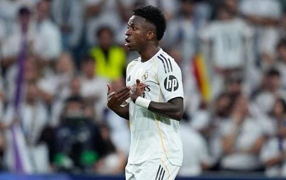 Real Madrid opens the bidding to sell Vinicius