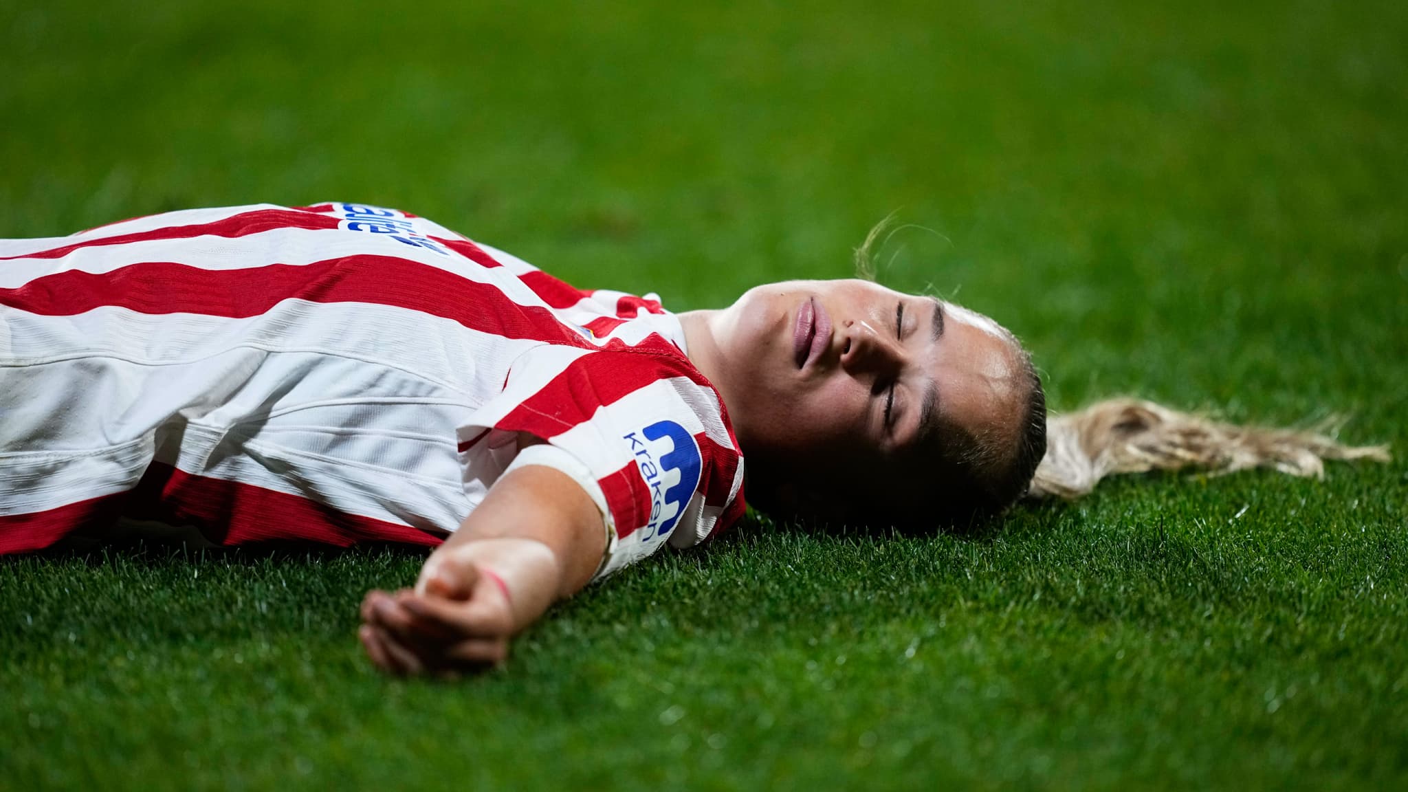 ارتجاج في المخ يصيب نجمة أتلتيكو مدريد!