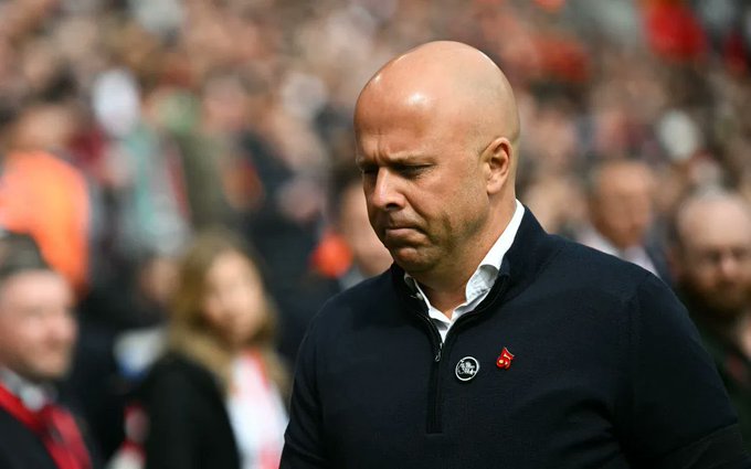 ليفربول يحسم مستقبل سلوت