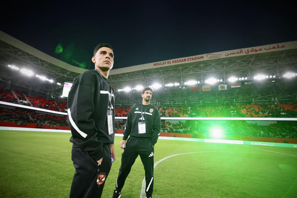 بقاء ثلاثي الأهلي في المغرب.. لماذا؟