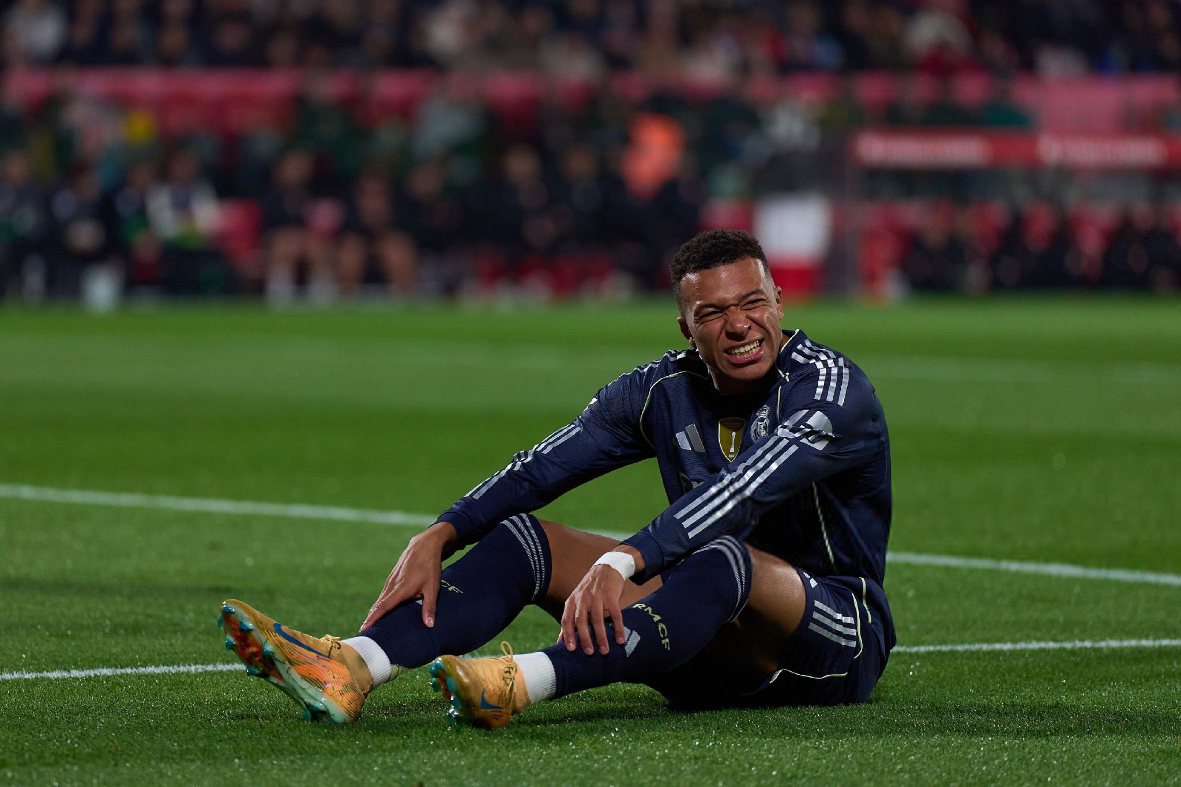 الريال يفقد صدارة الليجا بتعادل جديد