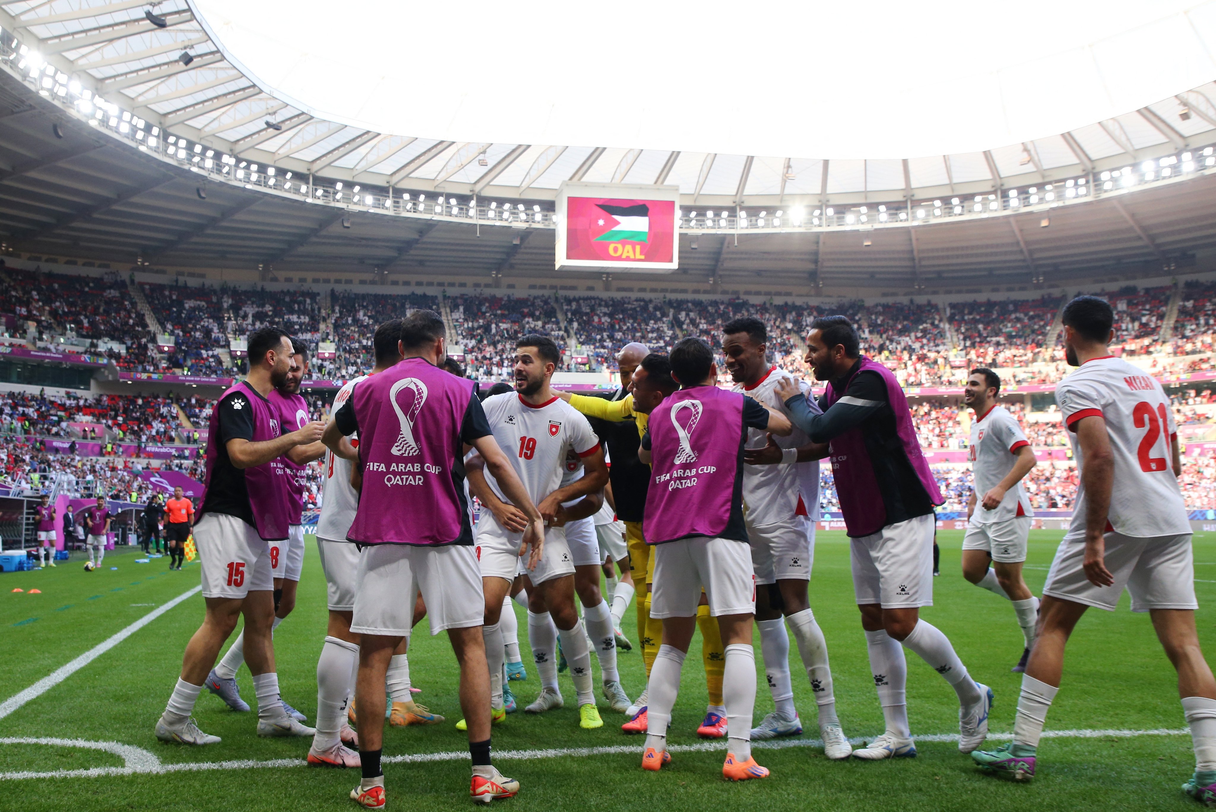 بثلاثية الكويت.. الأردن لربع نهائي كأس العرب