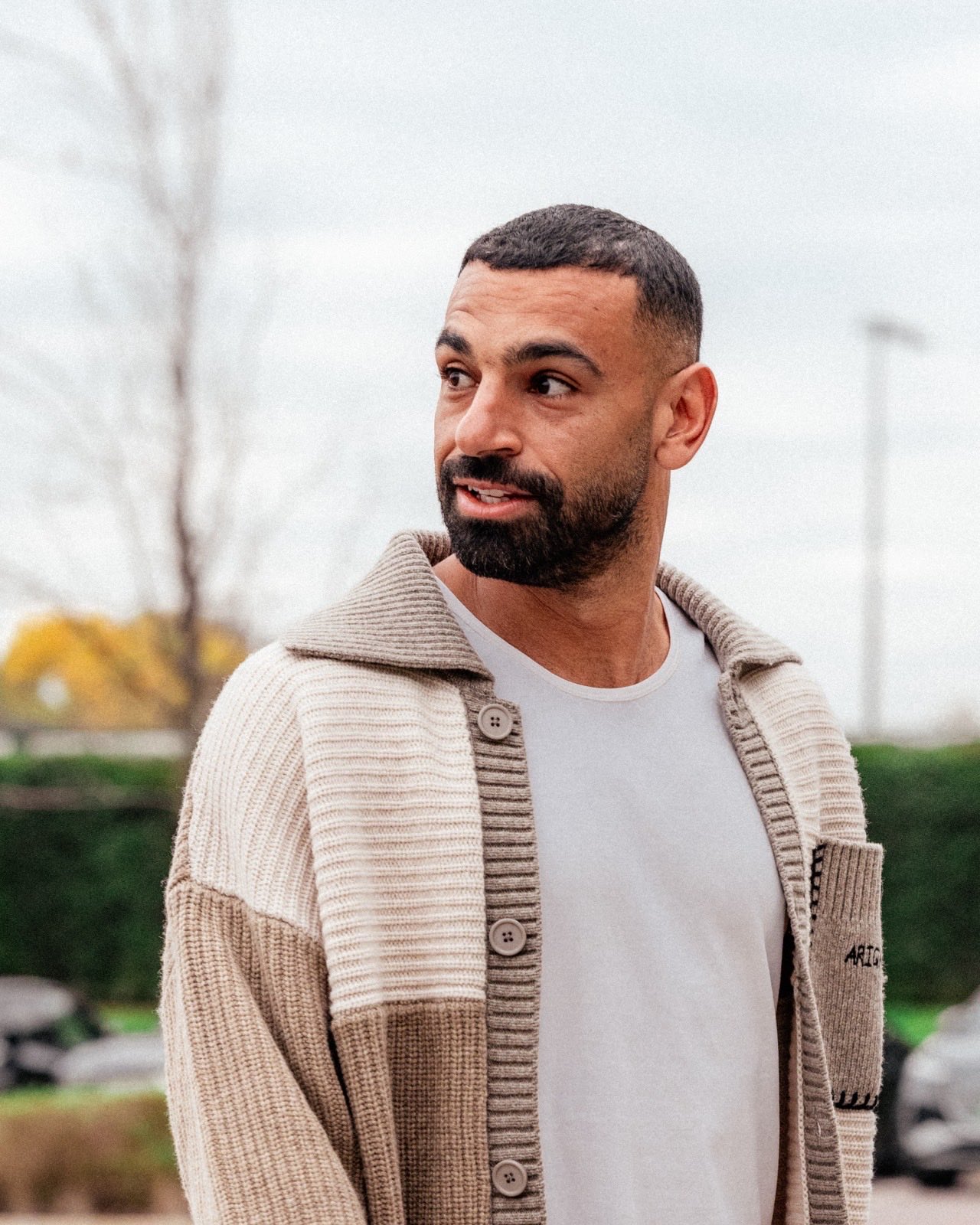 ميدو يدافع عن صلاح: يتعرض للعنصرية!