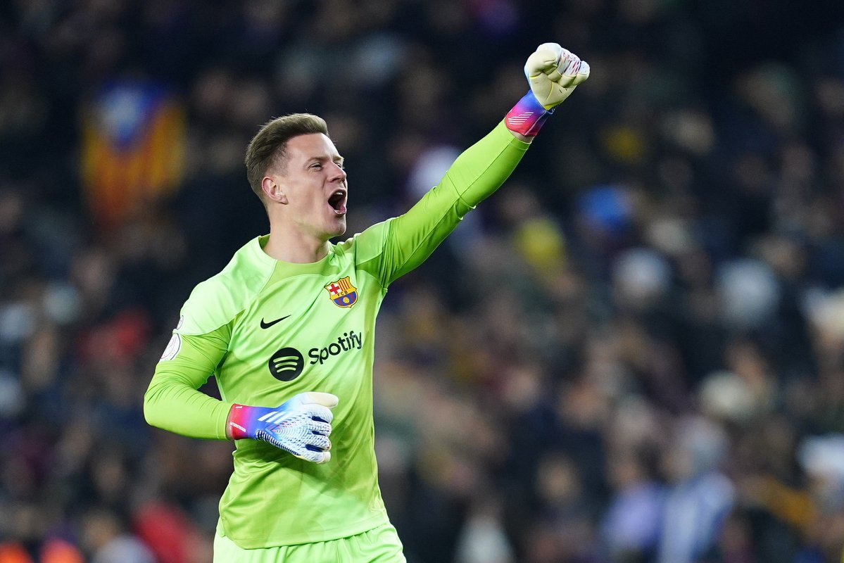 تير شتيجن لا يرغب في الرحيل عن برشلونة!