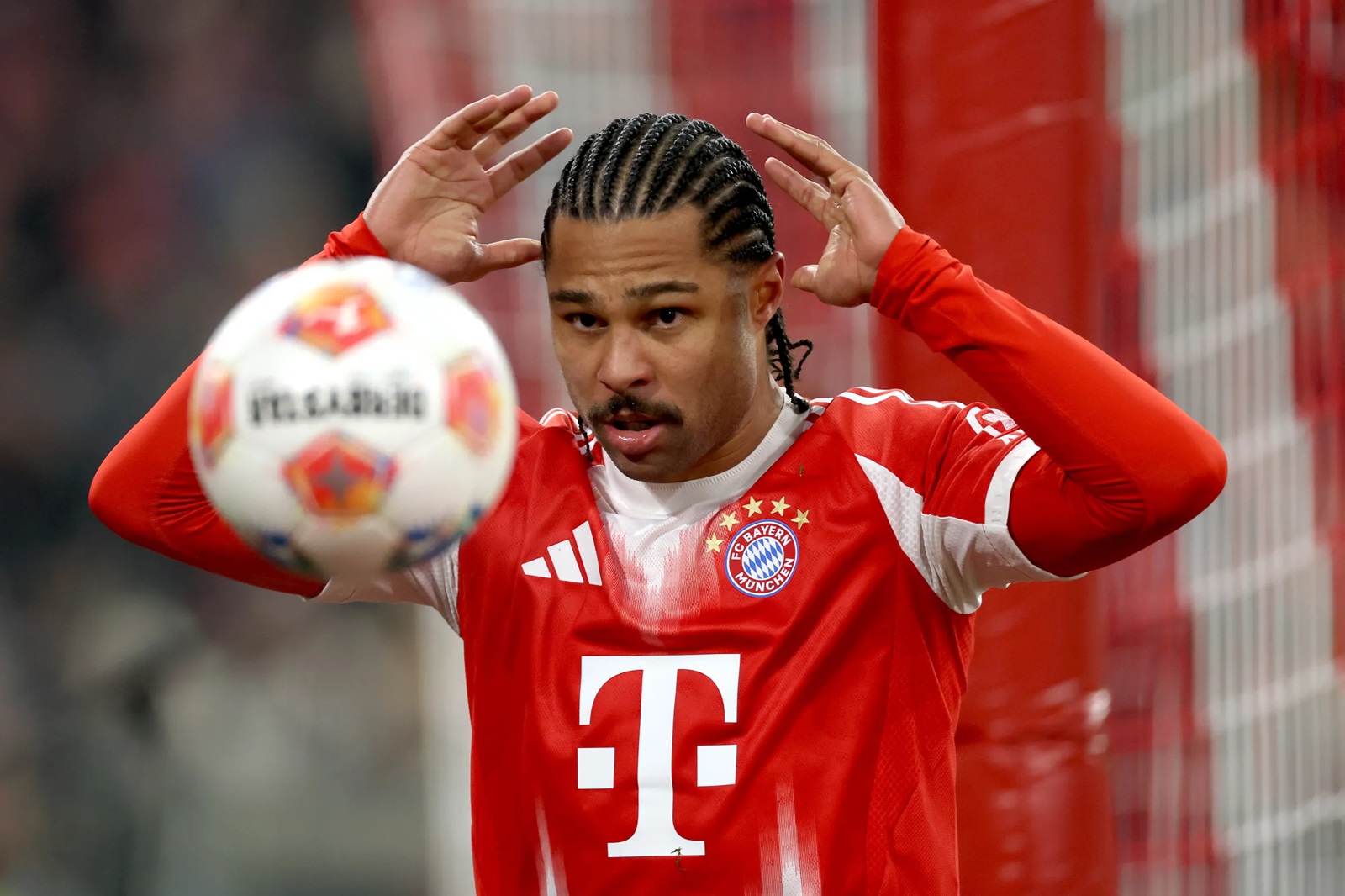 البافاري يؤمن عقد جنابري براتب فلكي