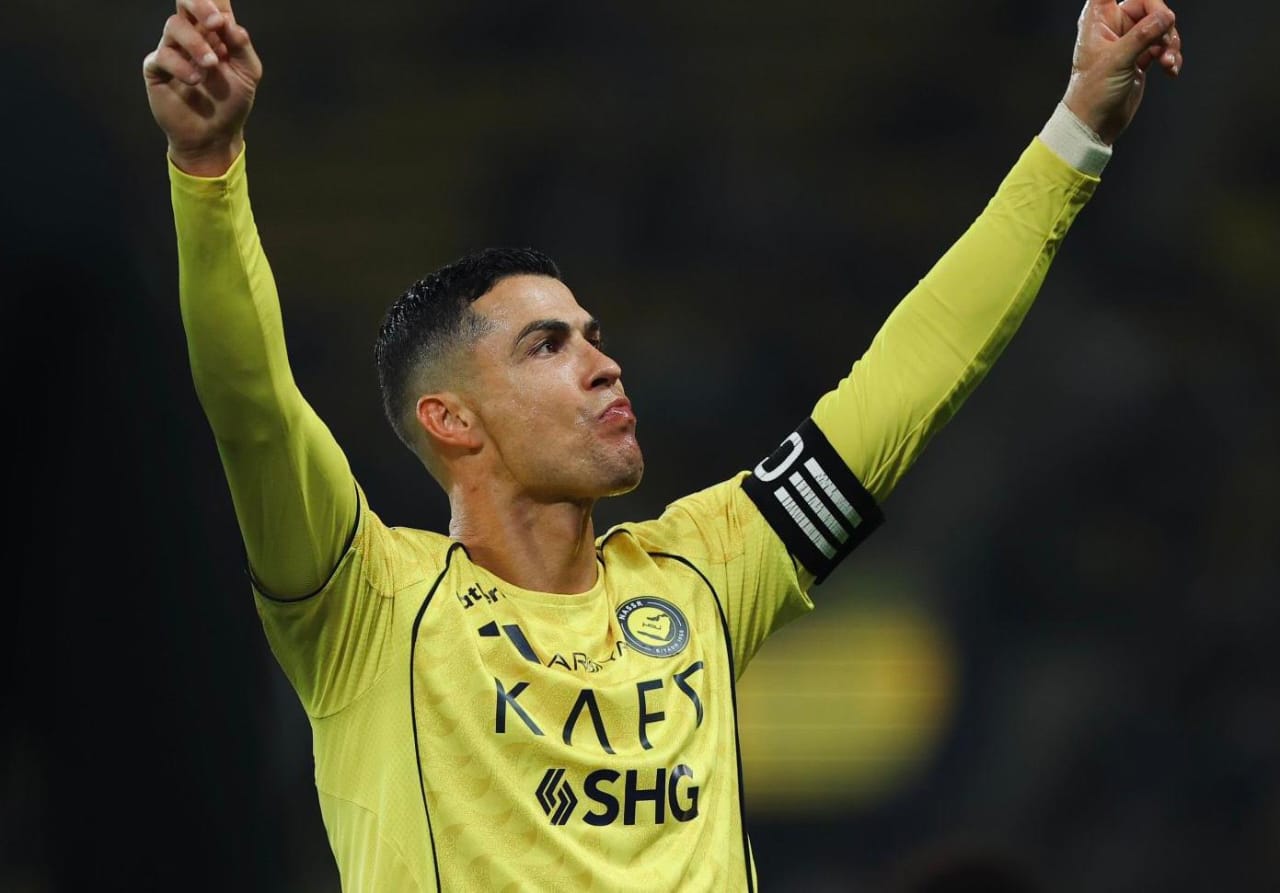 رونالدو يضم الأخدود لقائمة ضحايا الثنائية