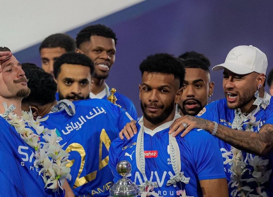 الأهلي يتحرك لضم نجم الهلال في يناير