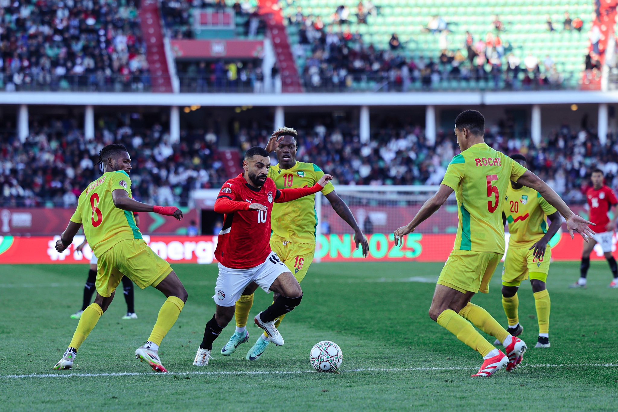 محمد صلاح يقود الفراعنة لربع نهائي أمم أفريقيا